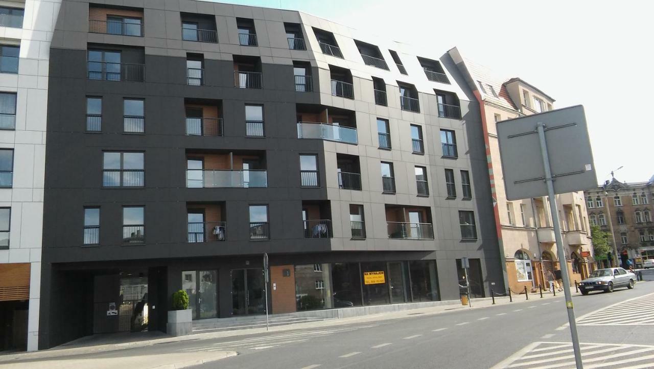 Apartament Poznanska 1 Buitenkant foto