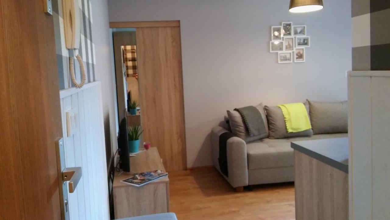 Apartament Poznanska 1 Buitenkant foto